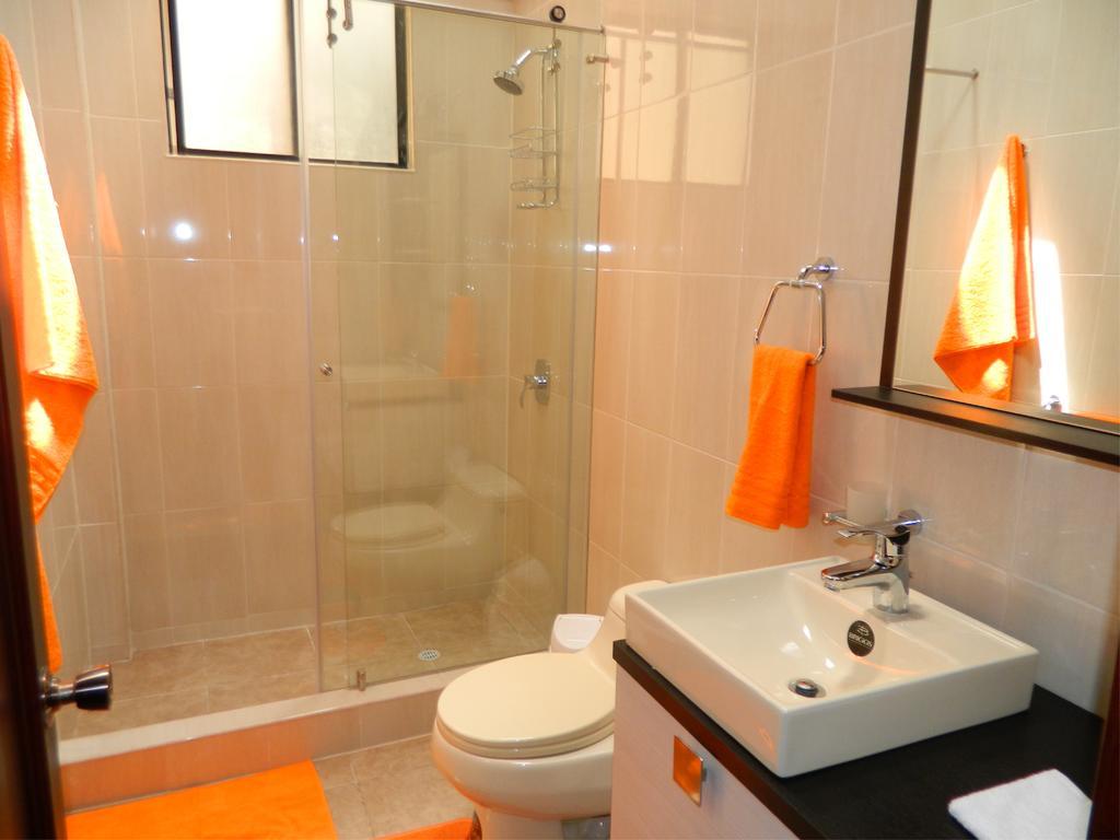 Itsahome Apartments - Torre Santos Кіто Номер фото