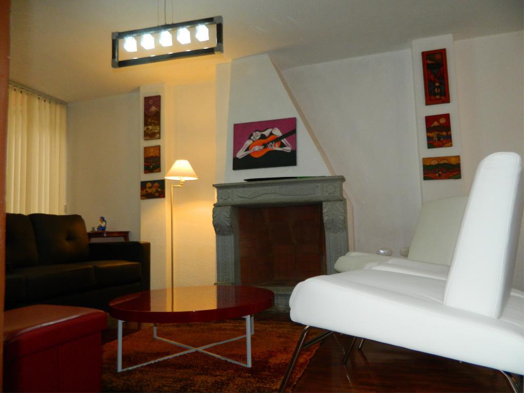 Itsahome Apartments - Torre Santos Кіто Номер фото